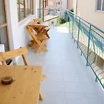 Guest house къщта за гости «уют» *